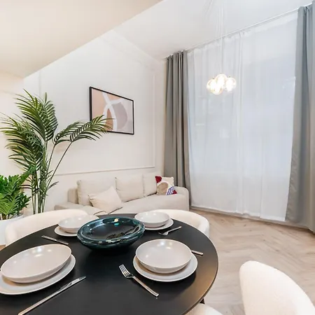 Lublanska - Stylish Lofts By Rentero Lägenhet