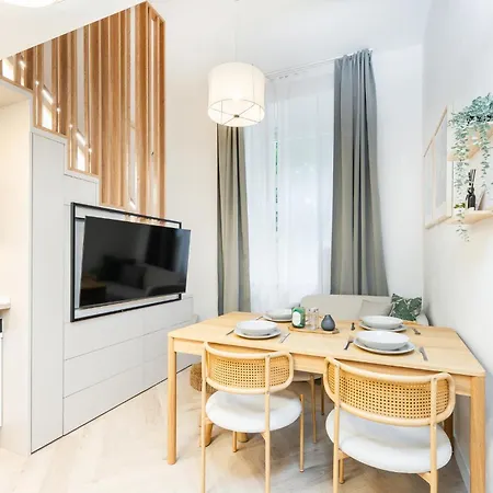 Lublanska - Stylish Lofts By Rentero Lägenhet